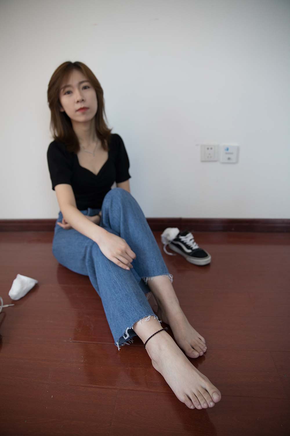 物恋传媒 NO.361 婷婷-鱼与雨 WLCM物恋传媒-第1张