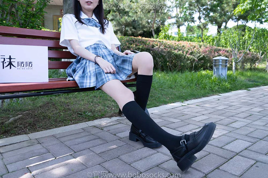 [BoBoSocks袜啵啵]NO.007 稚予-JK制服、皮鞋、黑色中筒棉袜、肉丝 BoBoSocks袜啵啵-第2张
