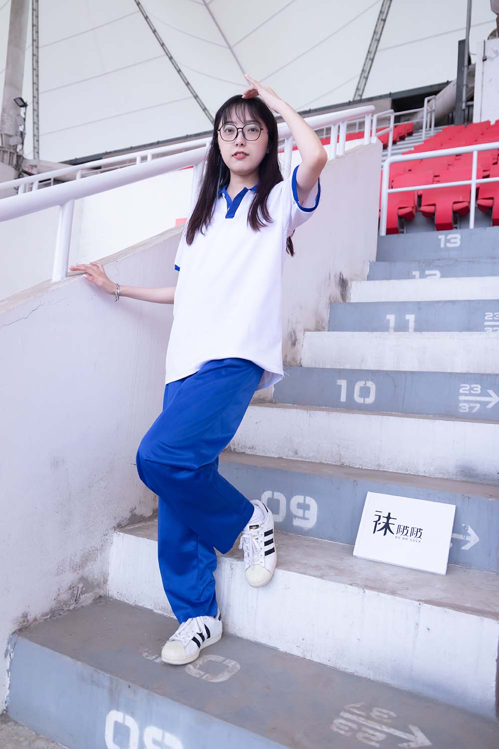 [BoBoSocks袜啵啵]NO.002 稚予-校服、贝壳头、白棉袜、裸足 BoBoSocks袜啵啵-第1张