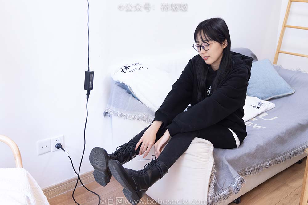 [BoBoSocks袜啵啵]NO.061 稚予-短靴、白棉袜、裸足 BoBoSocks袜啵啵-第1张