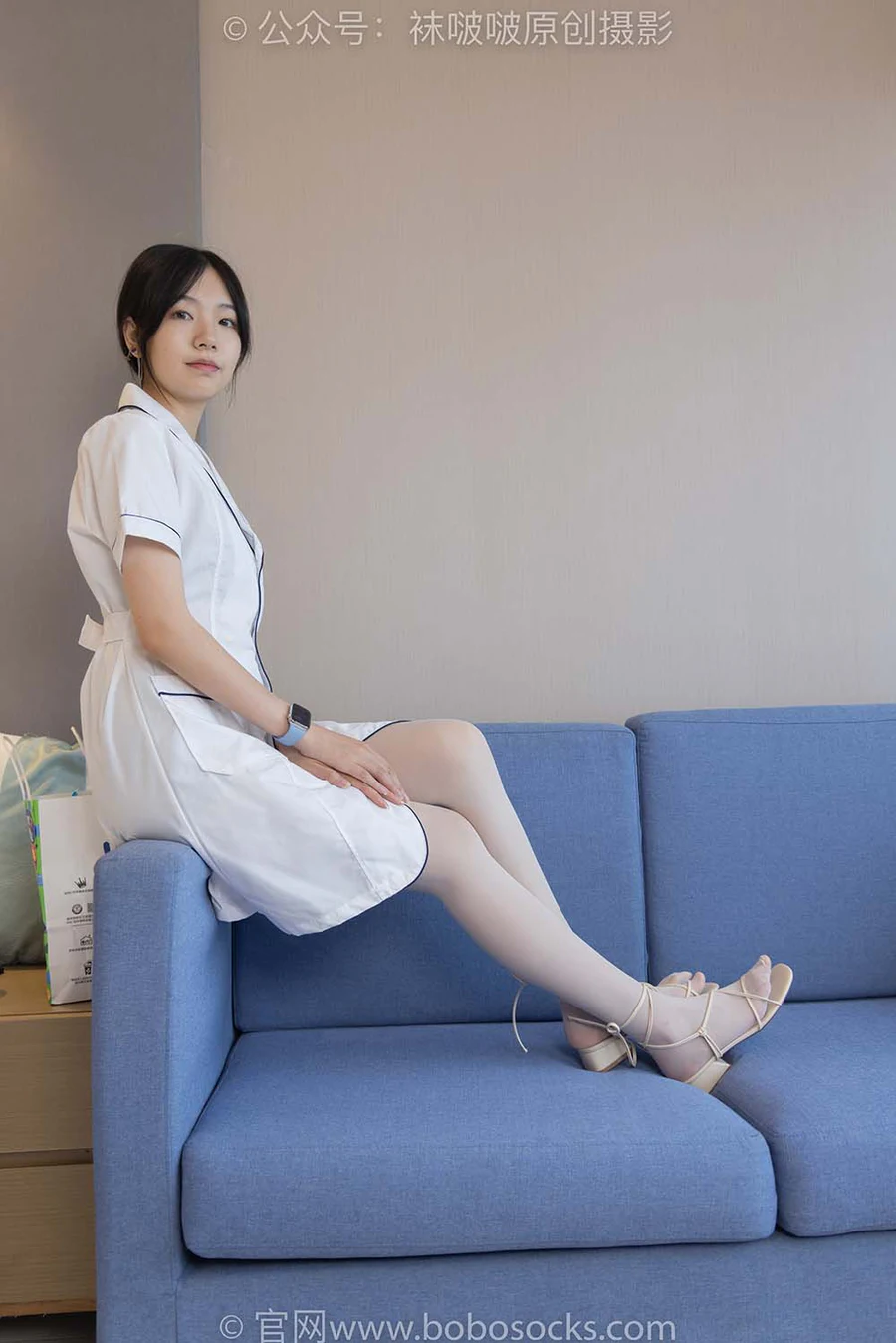 [BoBoSocks袜啵啵]NO.206 小甜豆-绑带凉鞋、白丝大腿袜、小护士服 BoBoSocks袜啵啵-第1张