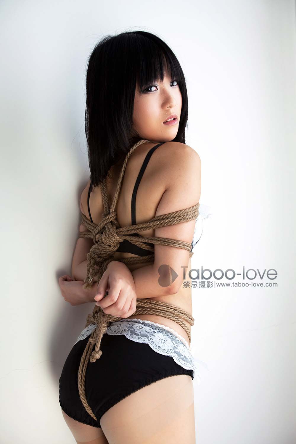 [禁忌摄影]Taboo-love NO.004 唯美小女仆的下午时光 JJSY禁忌摄影-第2张