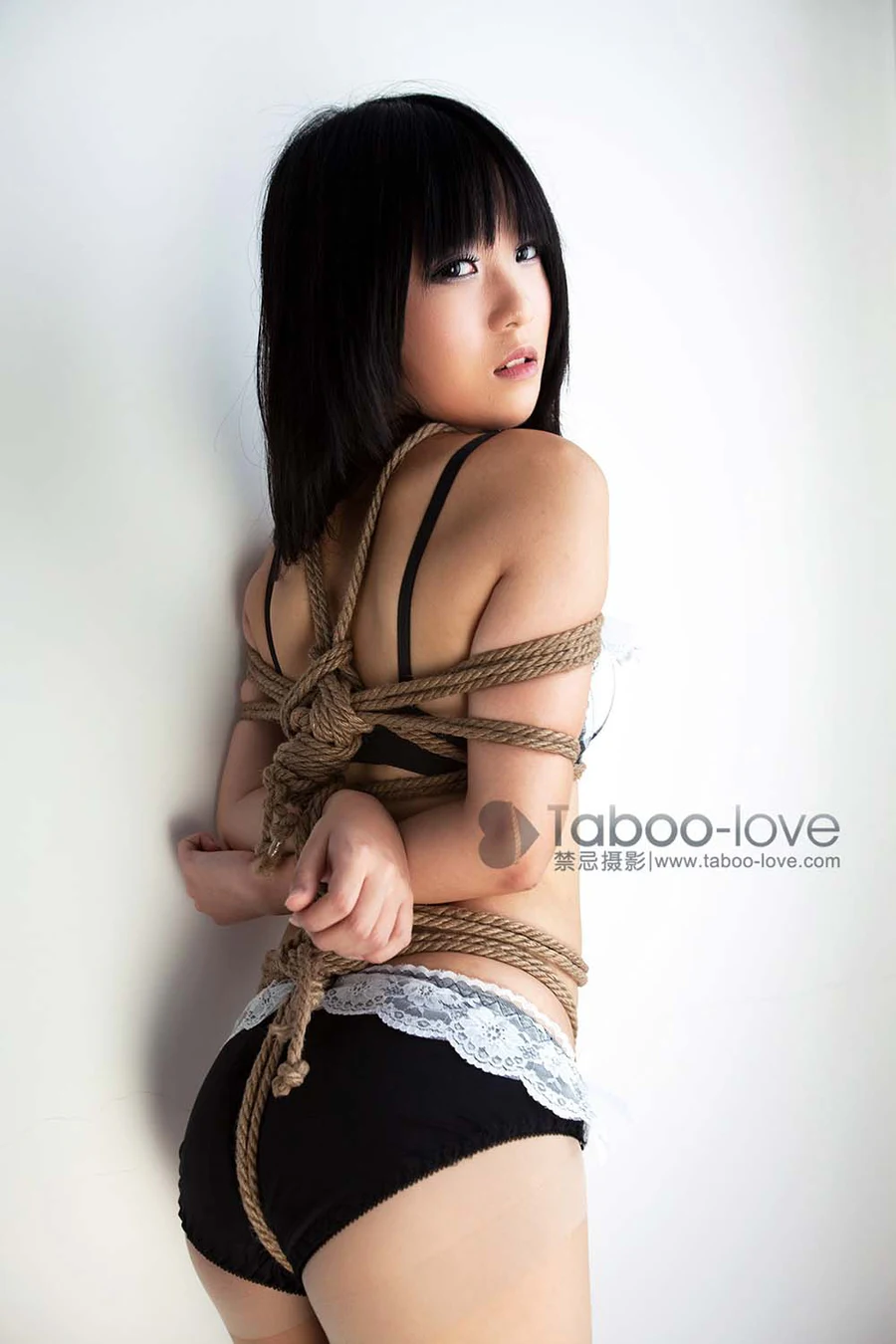 [禁忌摄影]Taboo-love NO.004 唯美小女仆的下午时光 JJSY禁忌摄影-第2张