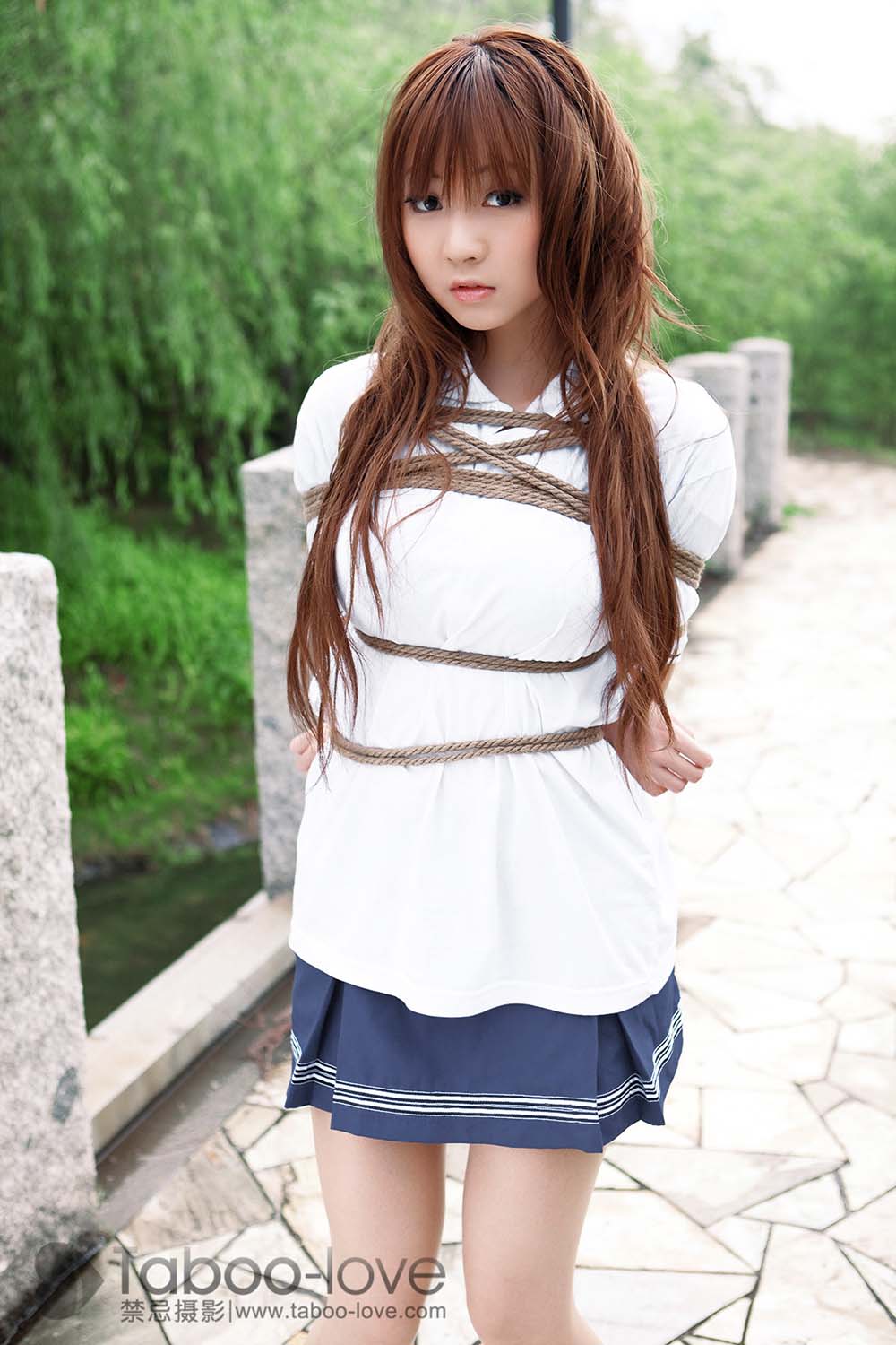 [禁忌摄影]Taboo-love NO.012 学生妹的警服紧缚秋游 JJSY禁忌摄影-第1张
