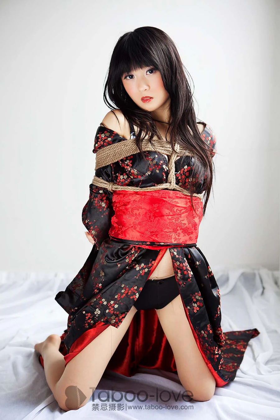 [禁忌摄影]Taboo-love NO.009 阳光房间里日本娃娃 JJSY禁忌摄影-第1张