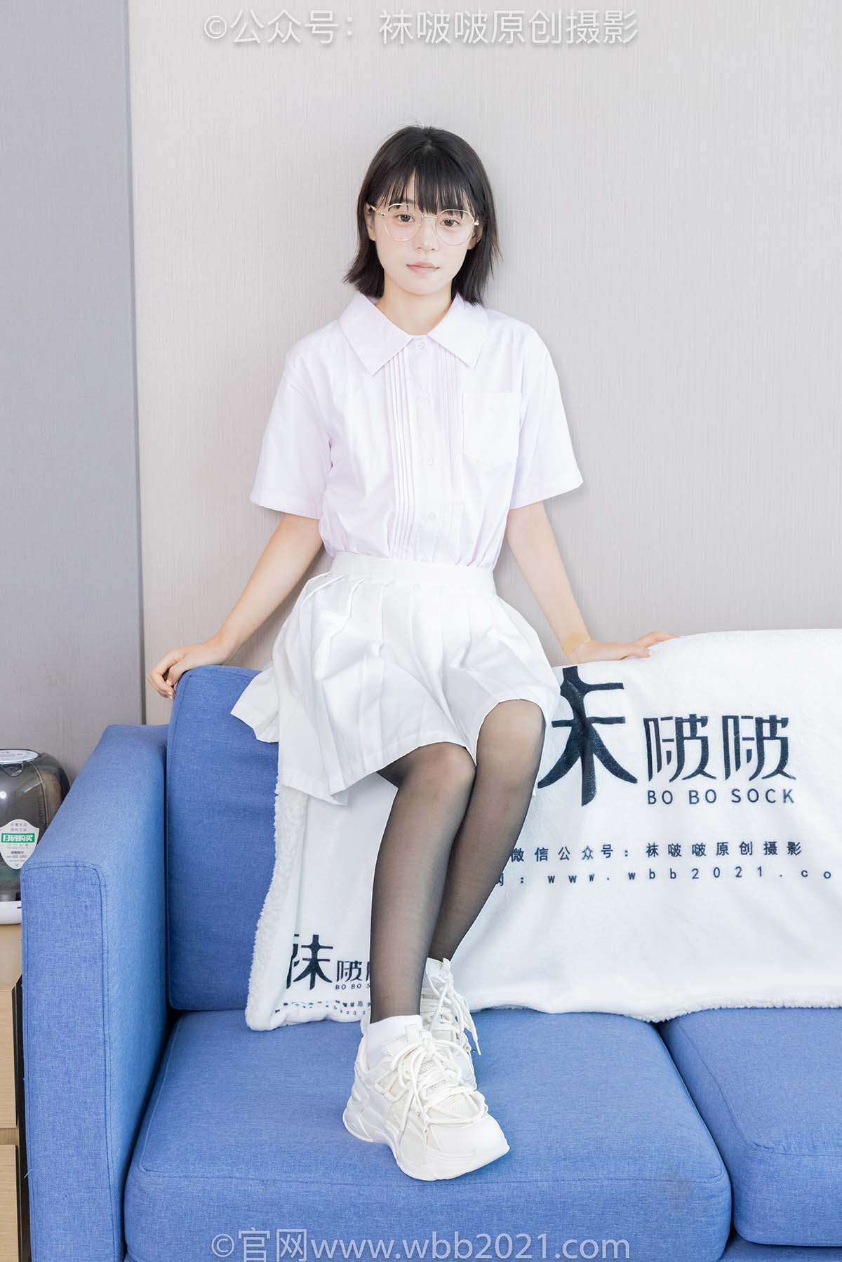 [BoBoSocks袜啵啵]NO.449 糯米 运动鞋、白棉袜、黑丝 BoBoSocks袜啵啵-第1张
