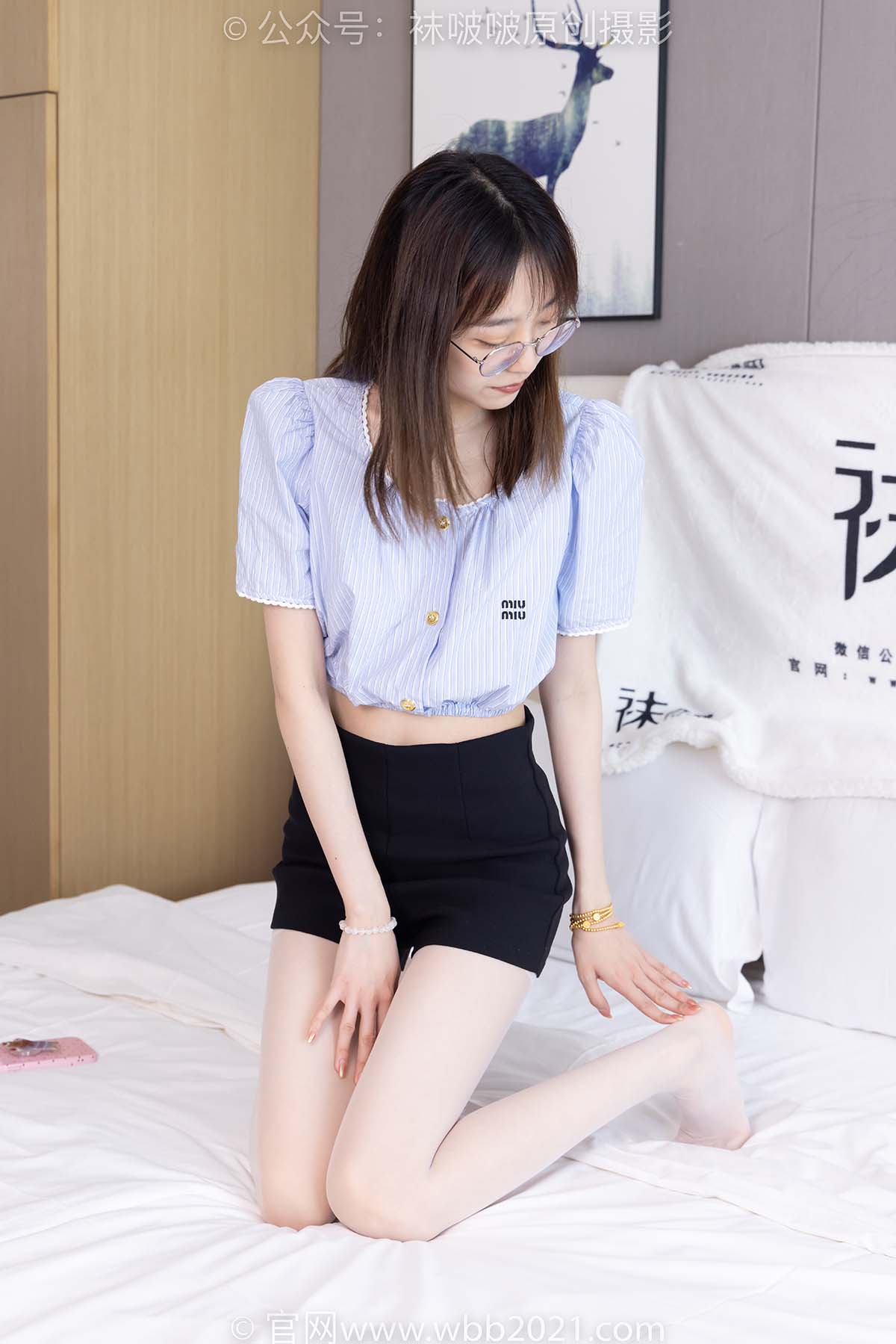[BoBoSocks袜啵啵]NO.467 稚予-板鞋、白丝 BoBoSocks袜啵啵-第1张