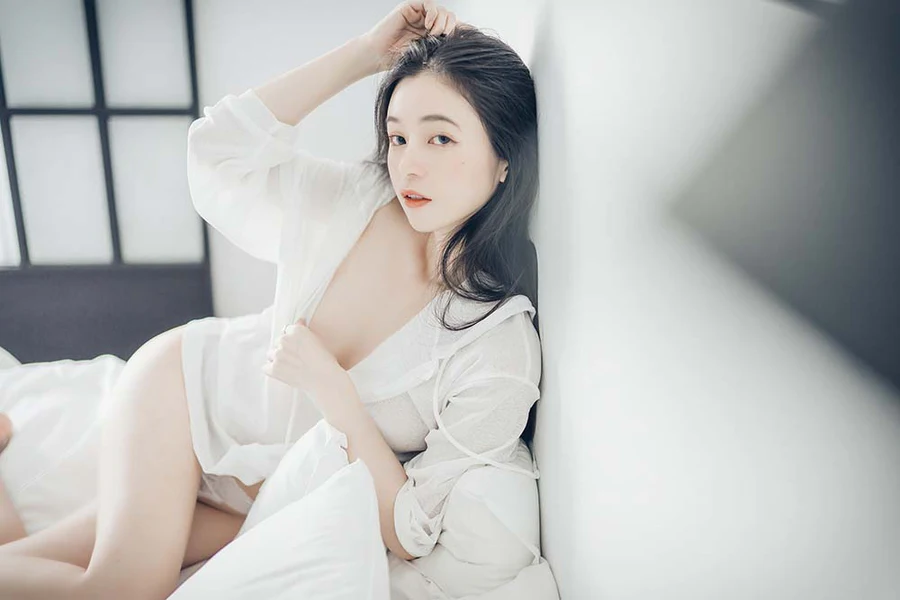 辰辰ChenChen《午后阳光》 JPJX极品精选-第1张