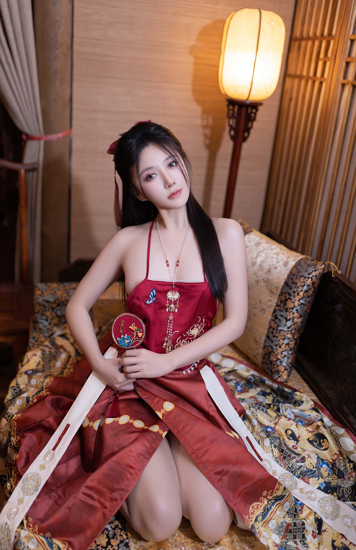 秀人名模鱼子酱Fish《新年》 JPJX极品精选-第1张