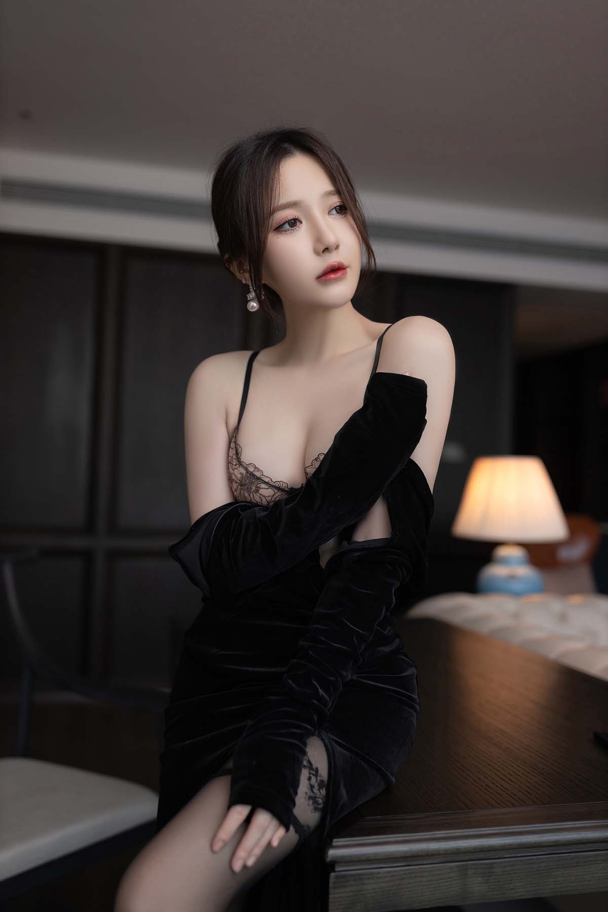秀人名模鱼子酱Fish《山有木兮》 JPJX极品精选-第1张