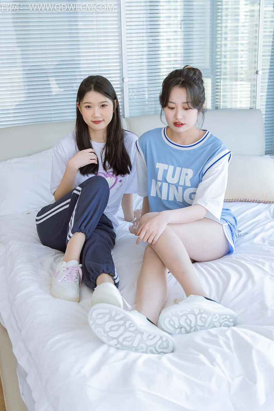 物恋传媒 NO.1219 小竹&小敏-闺蜜时光 WLCM物恋传媒-第1张