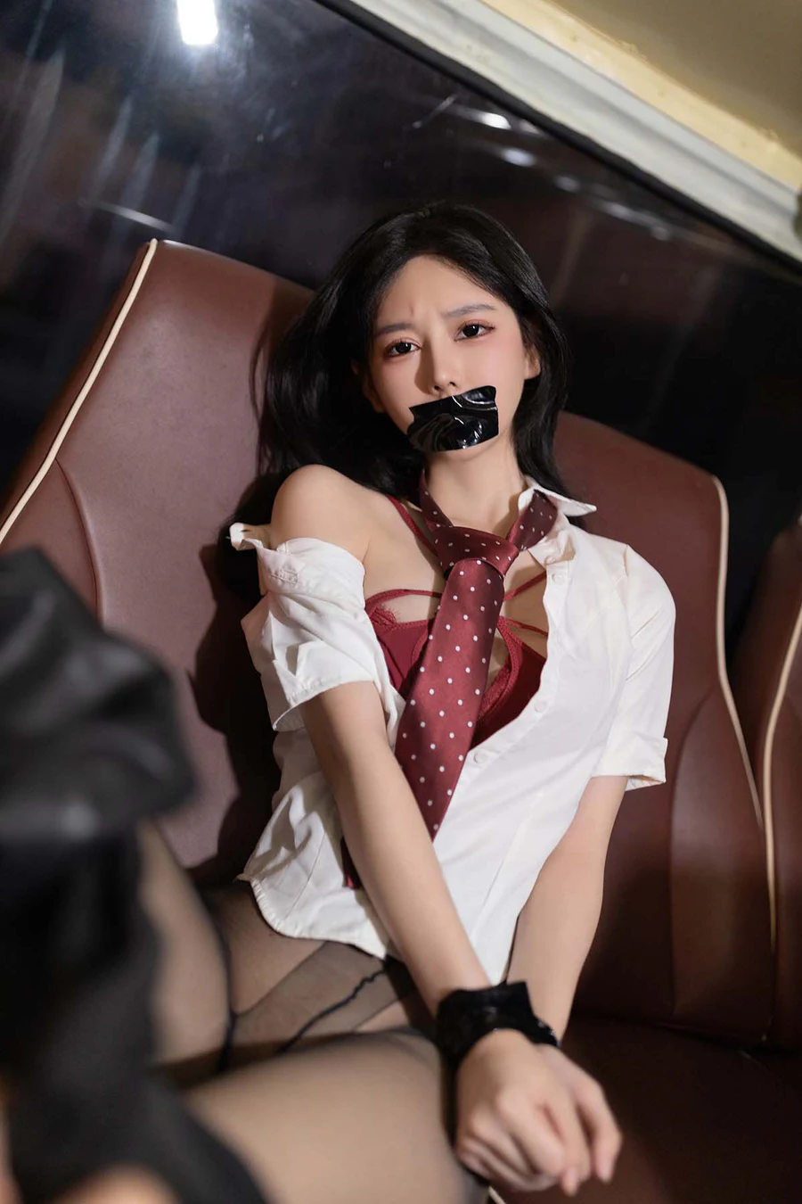 谢小蒽(幼幼) – 大巴写真 JPJX极品精选-第2张