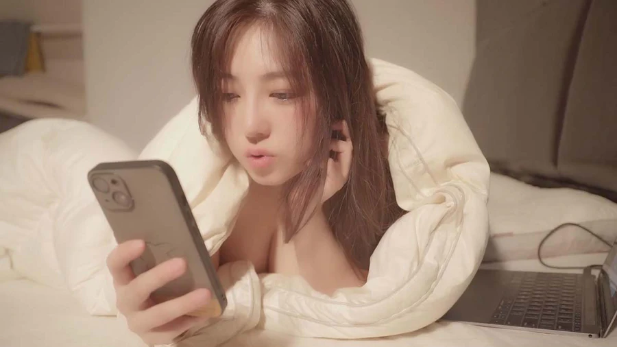樱晚gigi – 女友系列-出差了？(上) JPJX极品精选-第1张