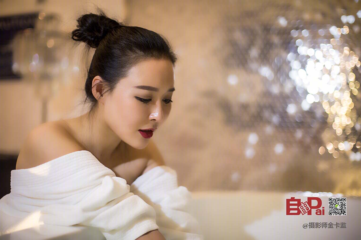 摄影师金卡监作品-女神索菲《夜归.回家》套图+视频 JPJX极品精选-第1张