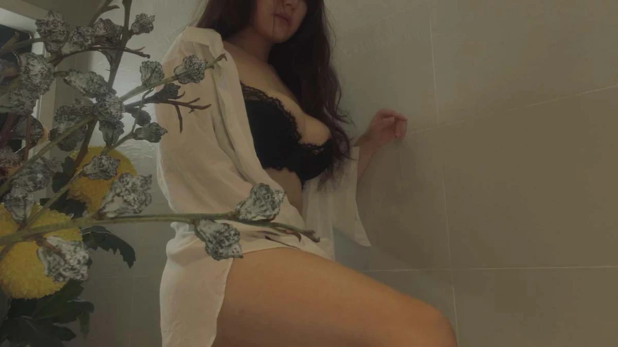 樱晚gigi – 浴缸戏水 JPJX极品精选-第2张