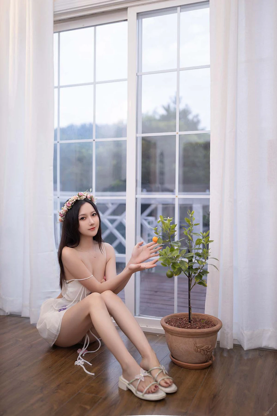 秀人名模鱼子酱Fish《花的伞》写真 JPJX极品精选-第1张