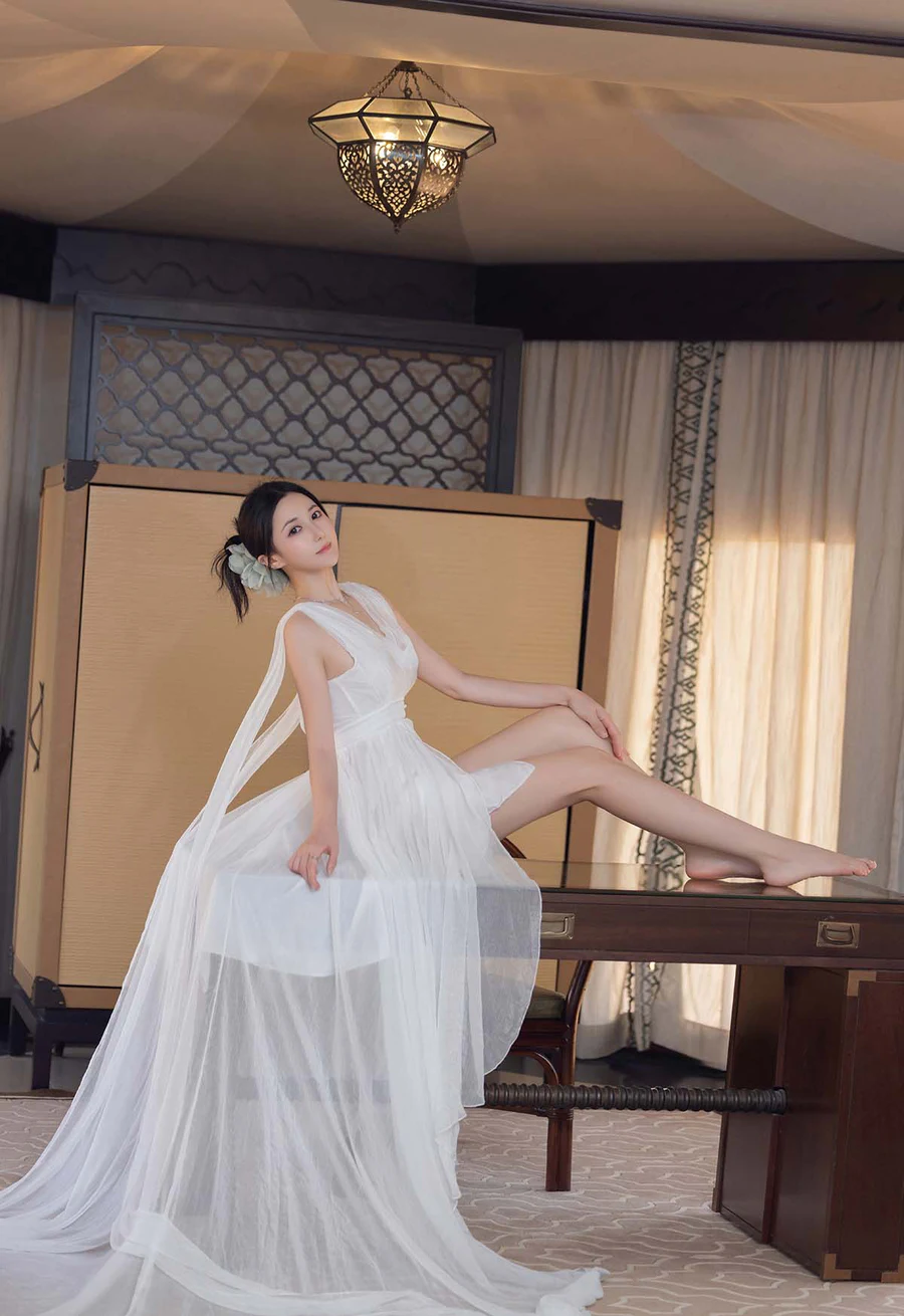 秀人名模鱼子酱Fish《沙漠之花》写真 JPJX极品精选-第1张