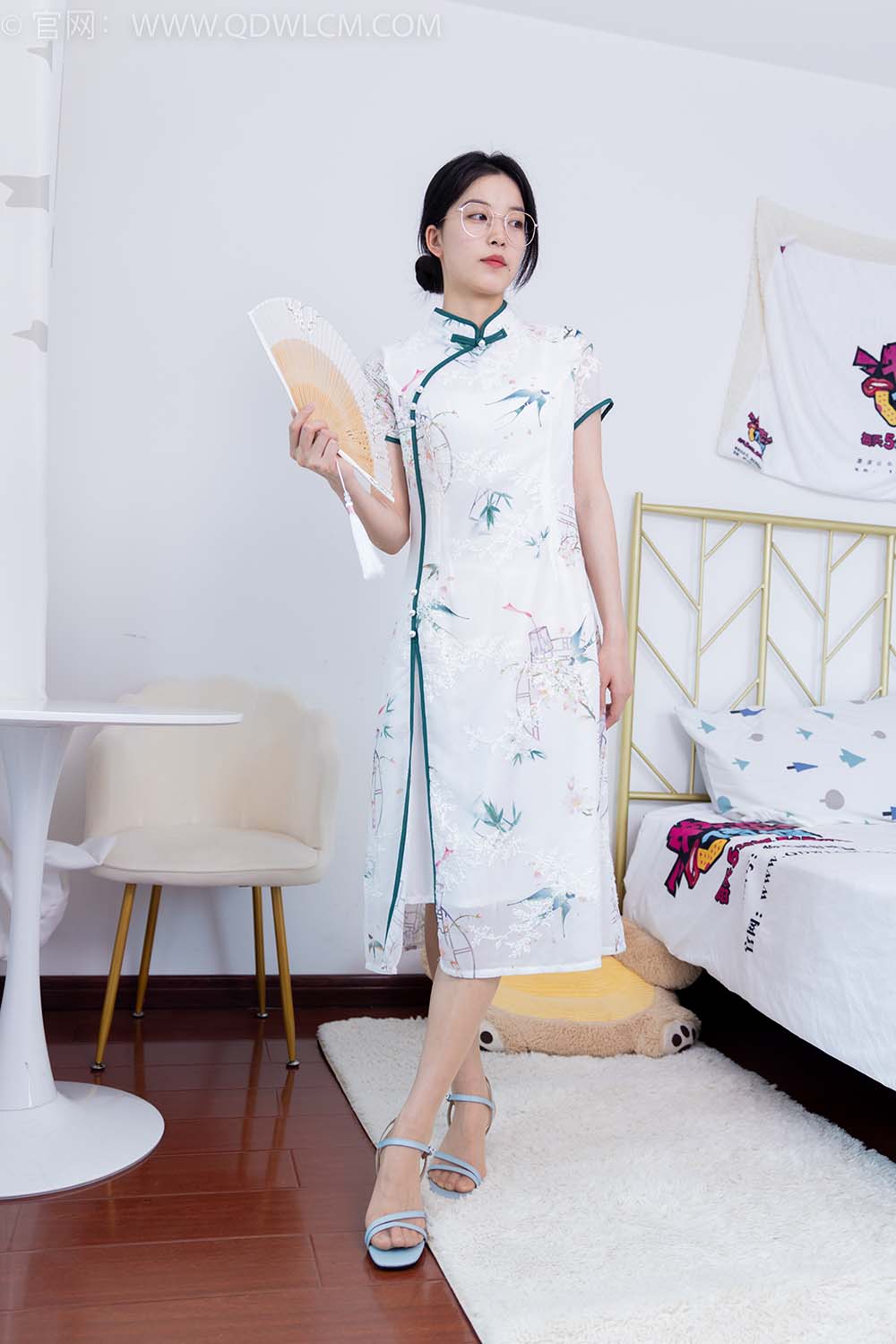 物恋传媒 NO.1678 茯苓-黄昏里渐暗 WLCM物恋传媒-第2张