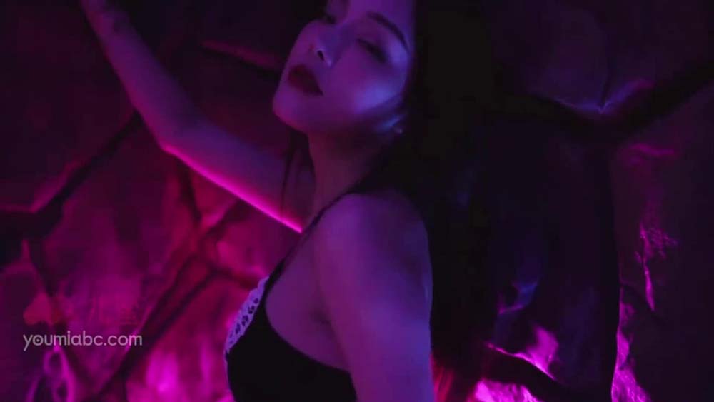[YouMi尤蜜]视频 2020.08.10 NO.711 夜色罂粟 陈圆圆 YouMei尤美视频-第1张
