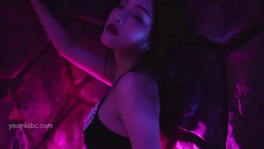 [YouMi尤蜜]视频 2020.08.10 NO.711 夜色罂粟 陈圆圆 YouMei尤美视频-第1张