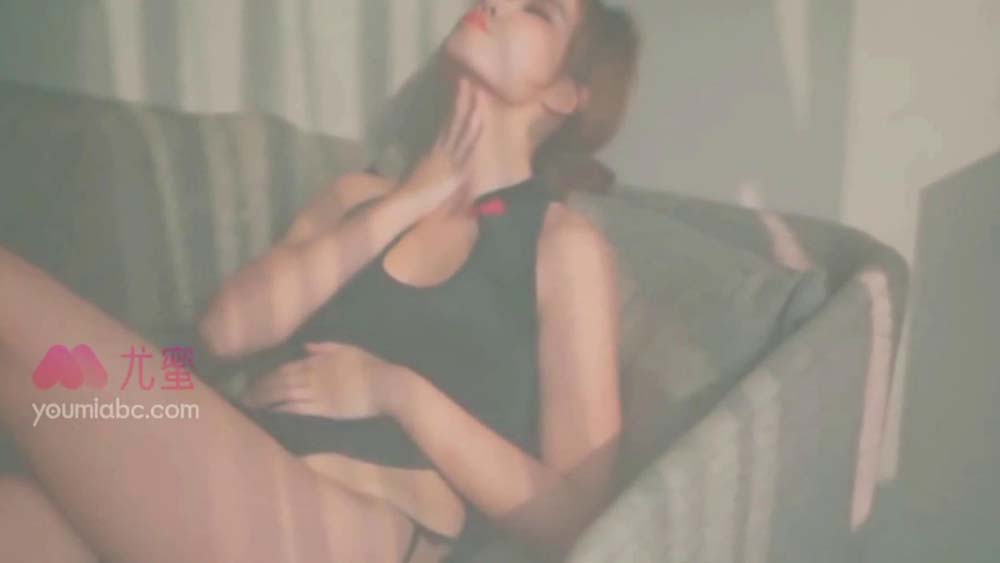 [YouMi尤蜜]视频 2020.12.14 NO.777 临水照花 梦娜 YouMei尤美视频-第2张