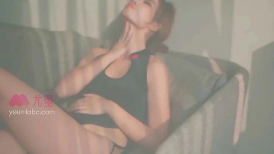 [YouMi尤蜜]视频 2020.12.14 NO.777 临水照花 梦娜 YouMei尤美视频-第2张