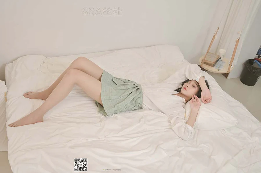 [SSA丝社]超清写真 NO.106 丽萍 颠覆你的审美 五指丝袜，送花絮视频 SSA丝社超清-第2张