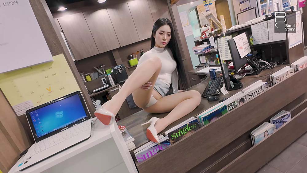 [Bimilstory]Bomi – Vol.38 Part-timer girl at a comic book cafe #HD.01 Bimilstory-第3张