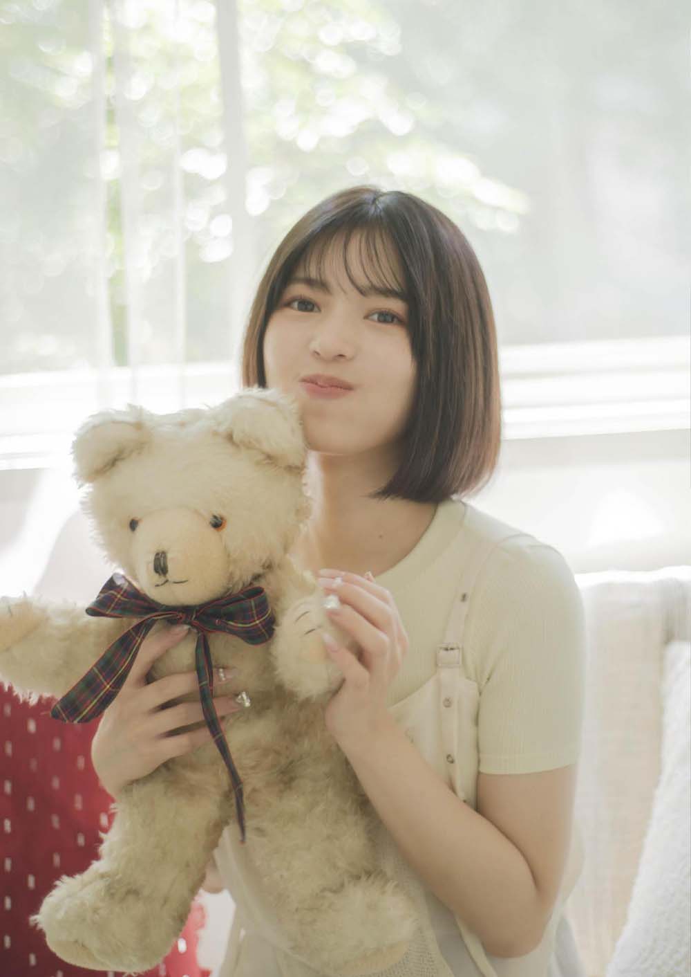 Shiika Arai 新井椎夏 – 1st Photobook I’m happy うれしいな Photobook-第1张
