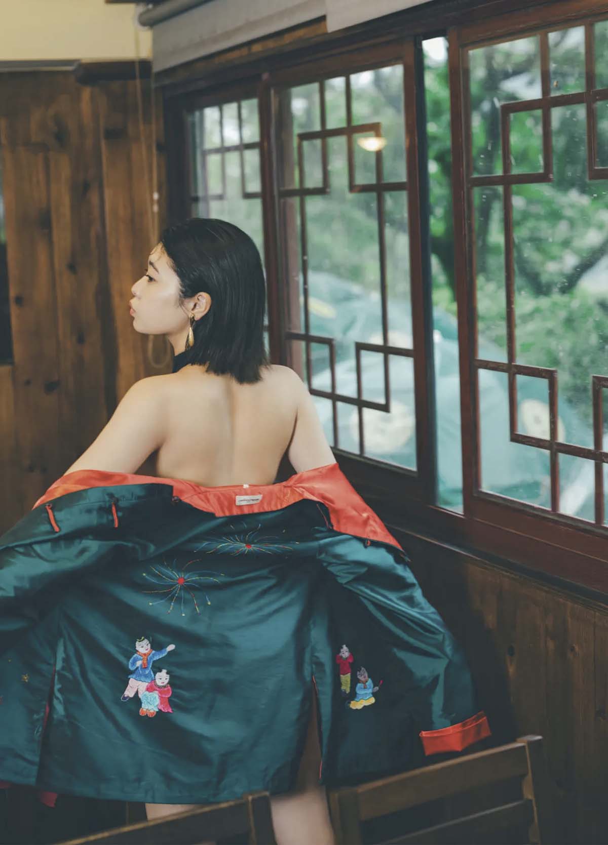 吉柳咲良 満開ラストティーン Photobook-第2张