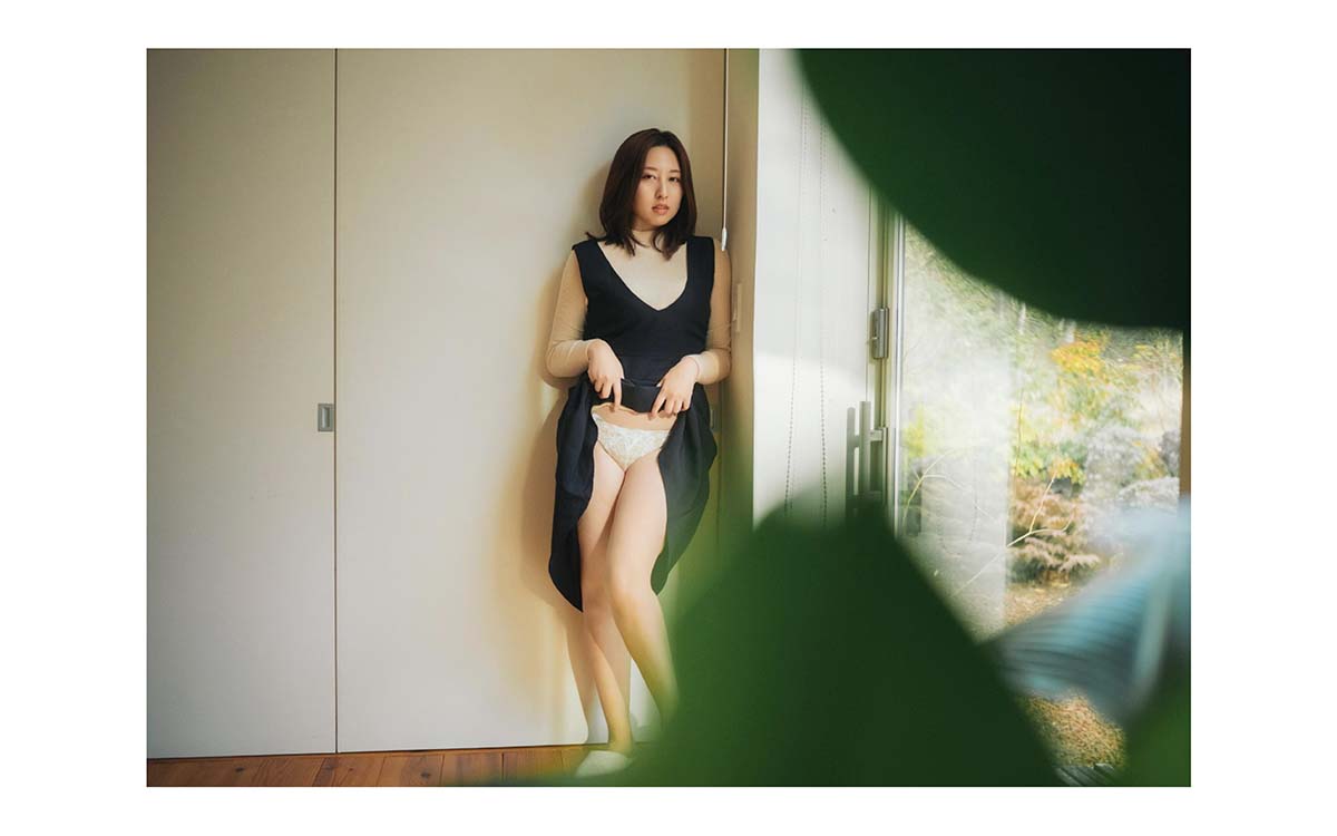 羽田野栞 デジタル写真集『生活』 Photobook-第2张