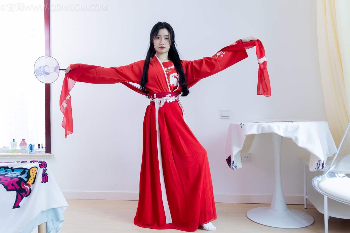 物恋传媒 NO.2328 绒绒-汉服、布鞋、白棉袜、红色船袜 WLCM物恋传媒-第2张