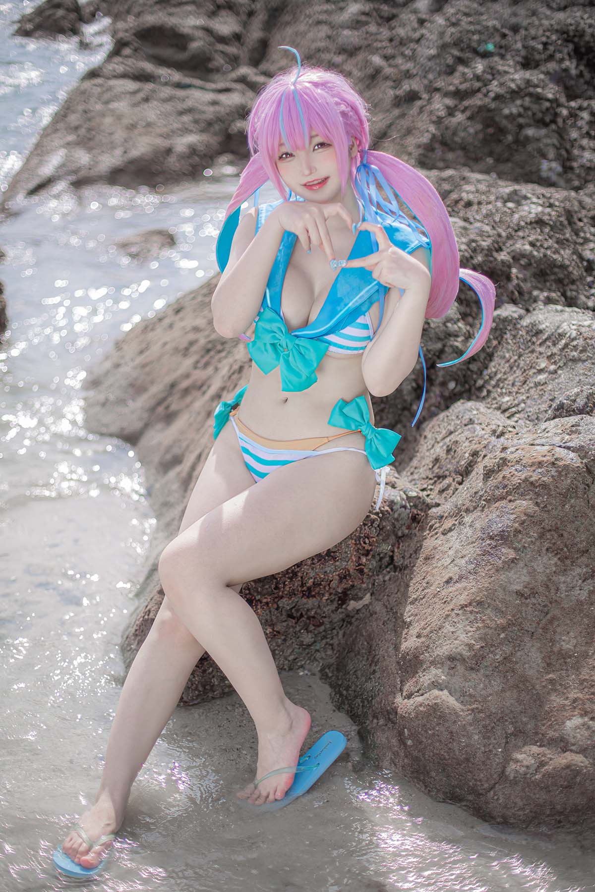 Takanashi Hanari – Aqua Cosplay-第1张