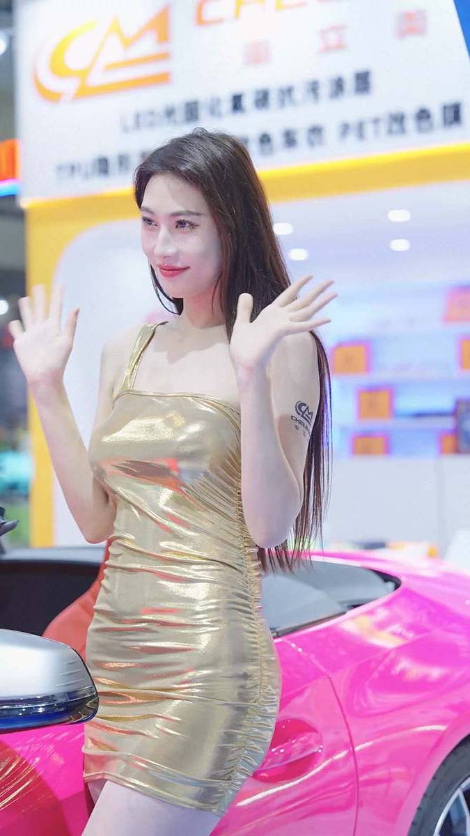 2024 深圳改装车展 Auto Salon 车模抖音网红随拍 85 街拍-第1张