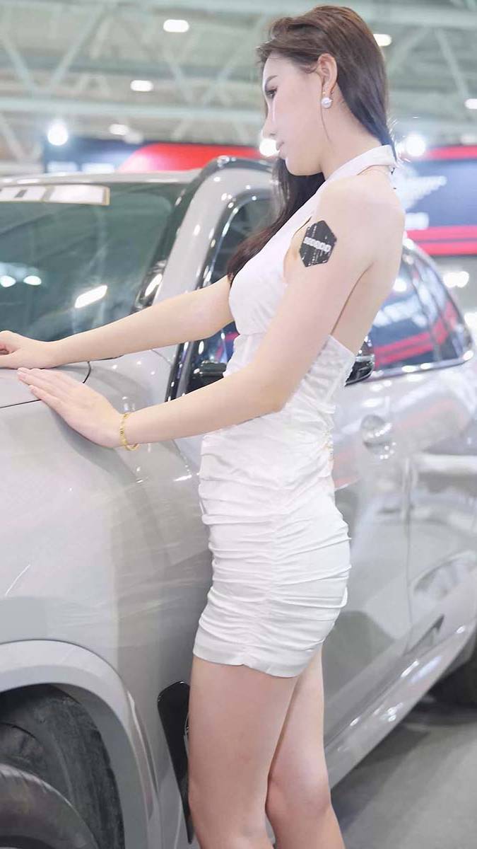 2024 深圳改装车展 Auto Salon 车模抖音网红随拍 82 街拍-第1张