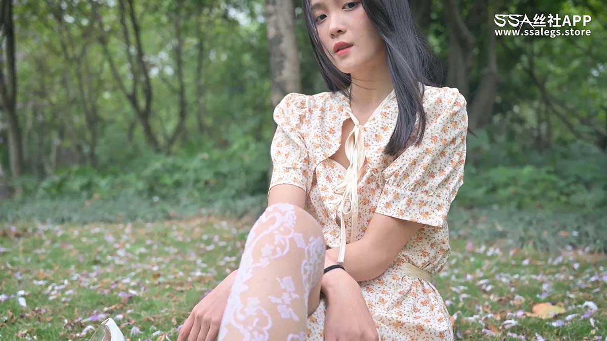 [SSA丝社]短片 NO.0167 君君 涞觅维纳斯优雅镂空提花丝袜 SSA丝社短片-第1张