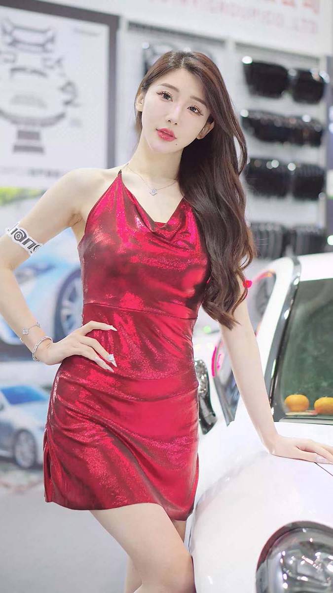 2024 深圳改装车展 Auto Salon 车模抖音网红随拍 89 街拍-第1张