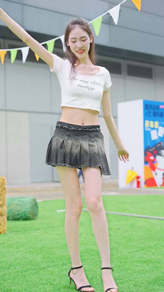 2024 深圳粤港澳大湾区车展 Model 车模随拍 29 街拍-第1张