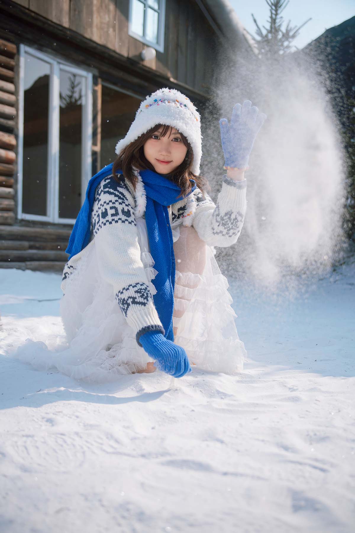 [YITUYU艺图语]2025.03.17 雪地里的元气少女 泡泡小咩 YITUYU艺图语-第1张