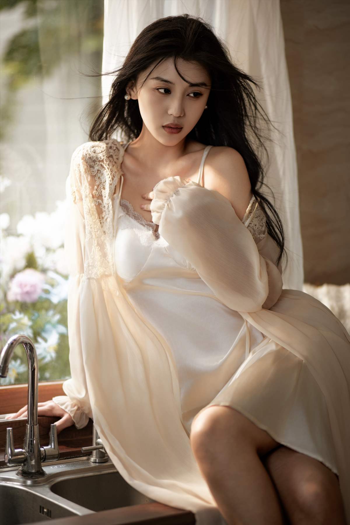 [YITUYU艺图语]2025.03.19 周末悠闲的厨房少女 悦子 YITUYU艺图语-第1张