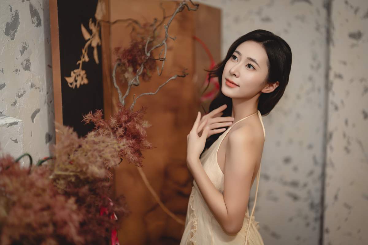[YITUYU艺图语]2025.03.30 悠韵时光里的优雅倩影 富婆 YITUYU艺图语-第1张