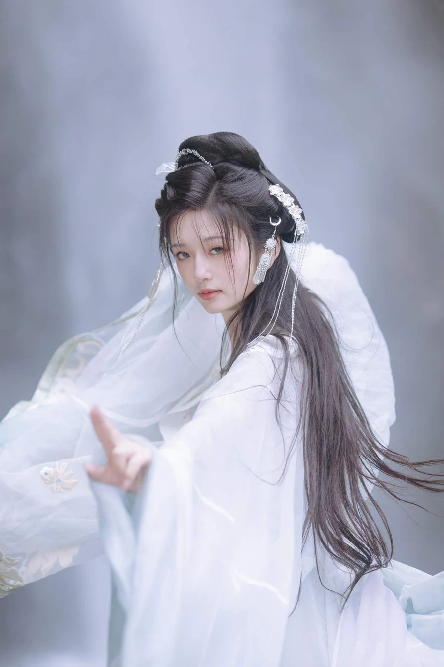 [YITUYU艺图语]2025.04.03 法修大师姐 赤嫣在这里 YITUYU艺图语-第1张