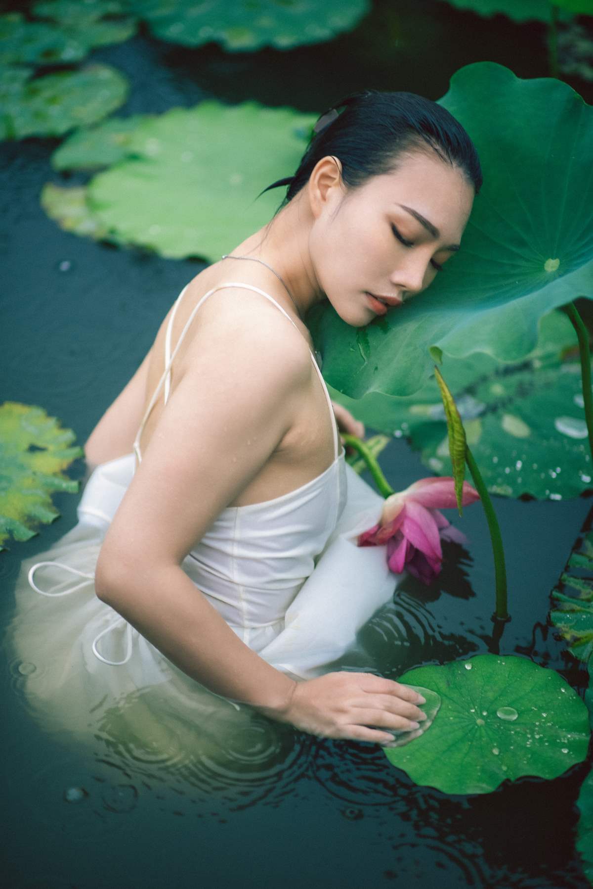 [YITUYU艺图语]2025.04.05 雨荷 橘子 YITUYU艺图语-第2张
