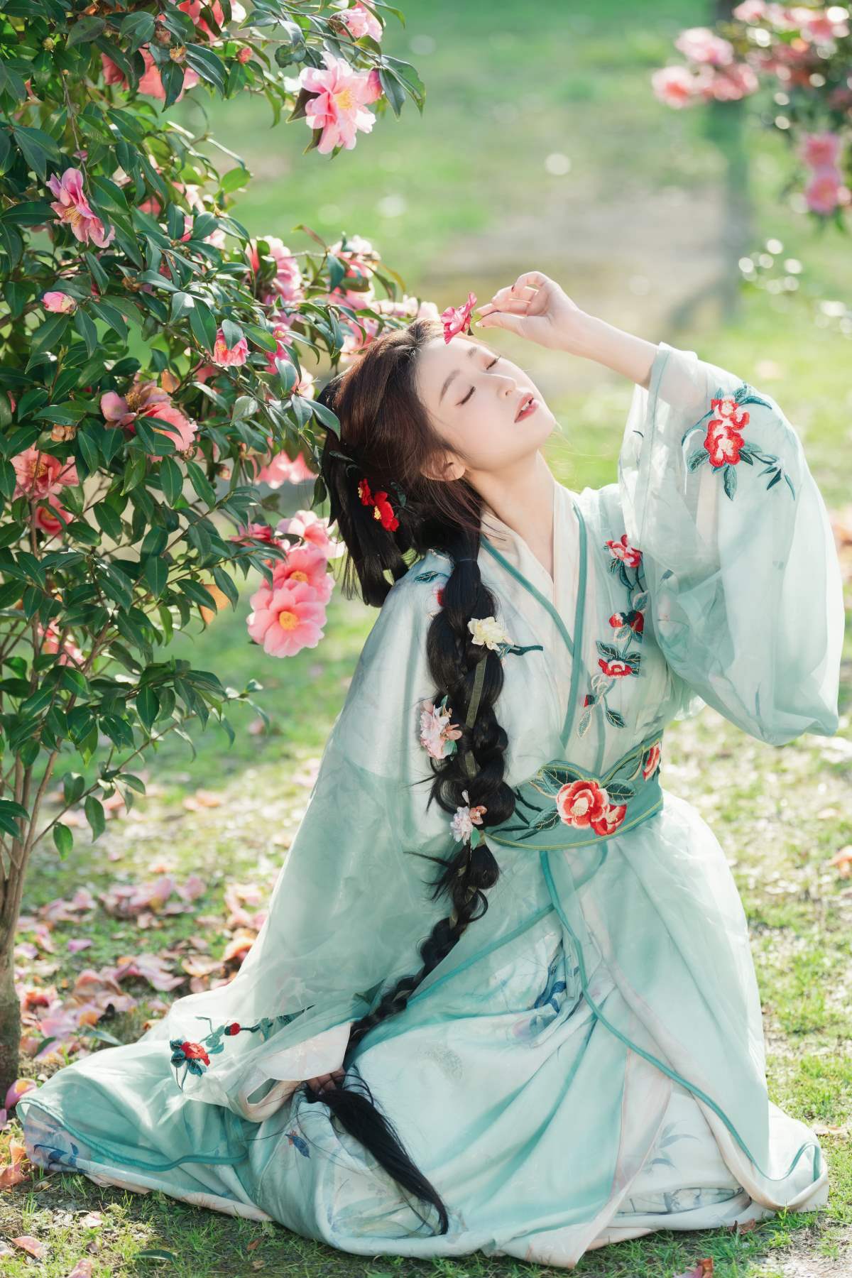 [YITUYU艺图语]2025.04.05 山茶花 小何 YITUYU艺图语-第2张