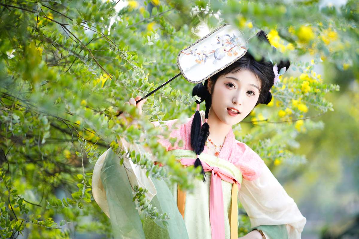 [YITUYU艺图语]2025.04.06 合欢花开 梓榆喝点甜的呀 YITUYU艺图语-第2张