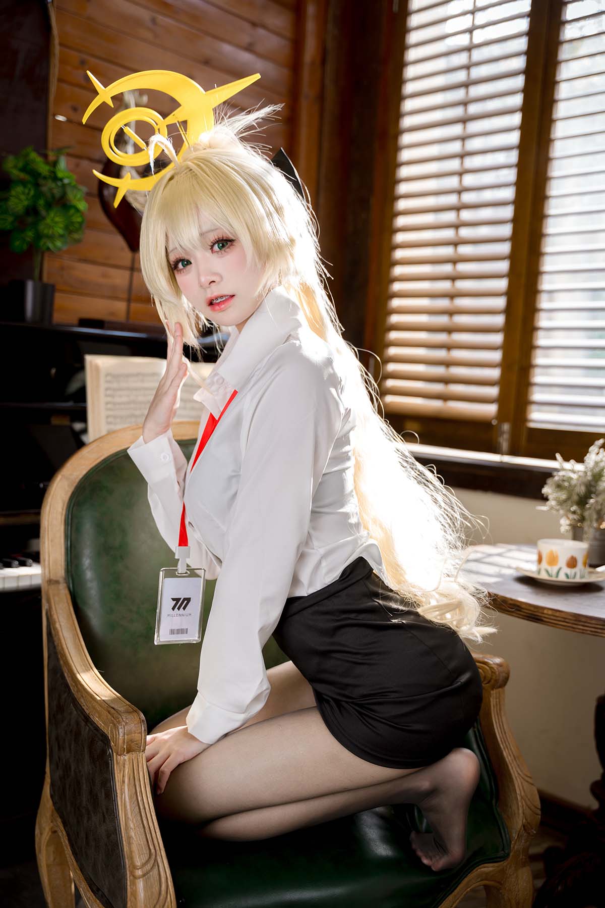 九柒喵 – 笑面教授OL制服 Cosplay-第1张