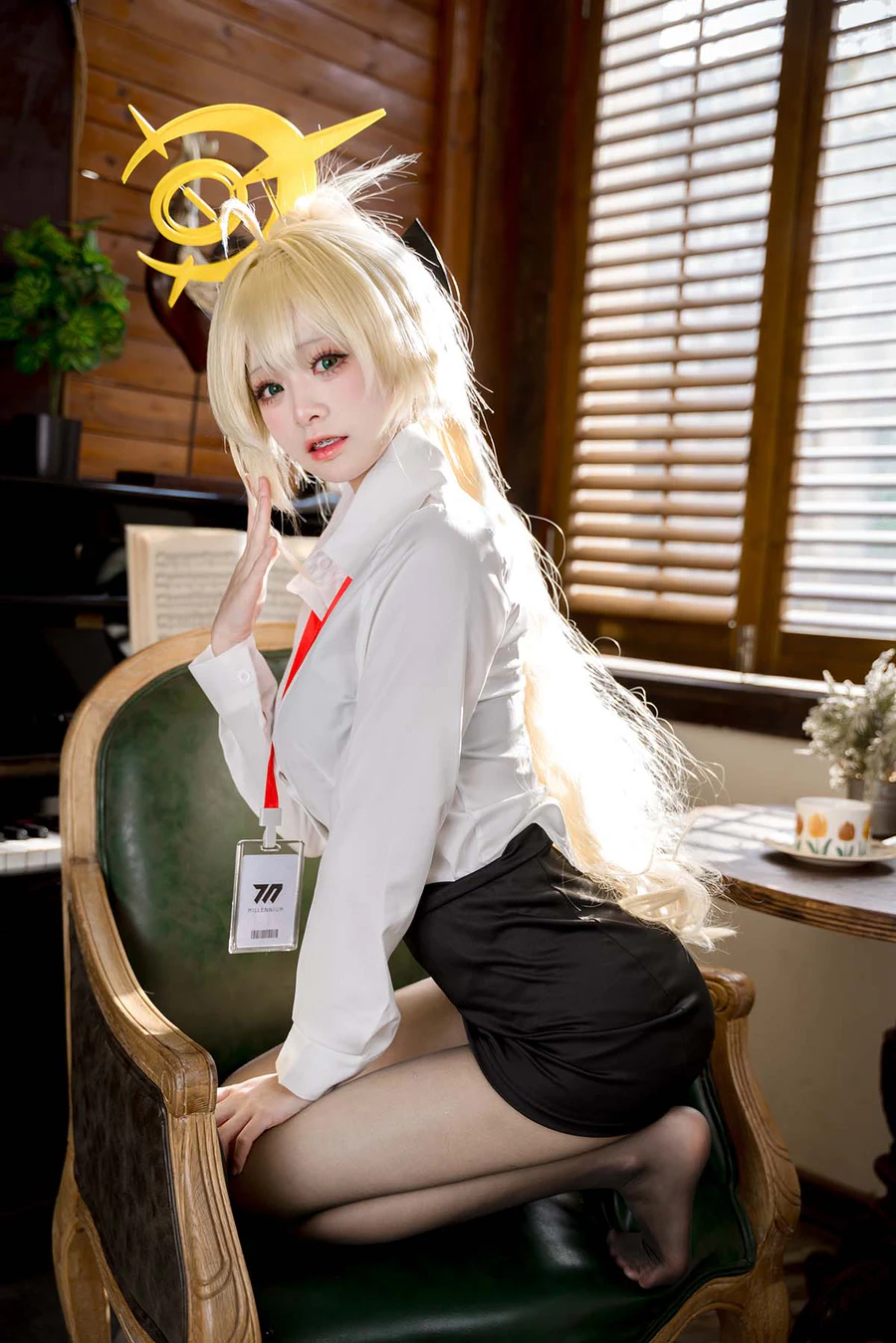 九柒喵 – 笑面教授OL制服 Cosplay-第1张