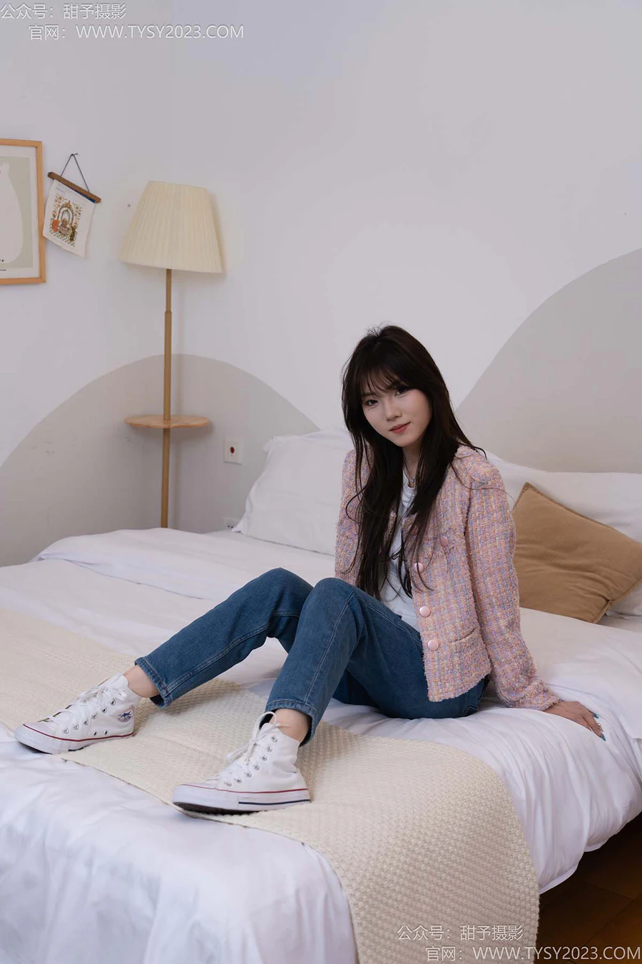甜予摄影 NO.189 璇璇-帆布鞋、裸足、抖腿剧情 TYSY甜予摄影-第1张