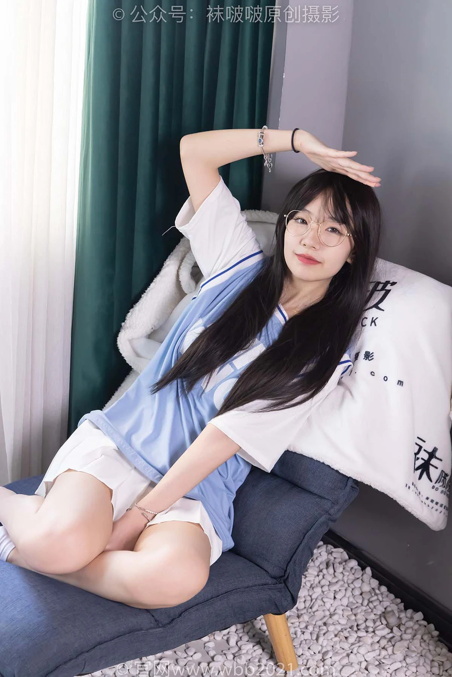 [BoBoSocks袜啵啵]NO.561 小甜豆-板鞋、短白棉袜、裸足 BoBoSocks袜啵啵-第1张