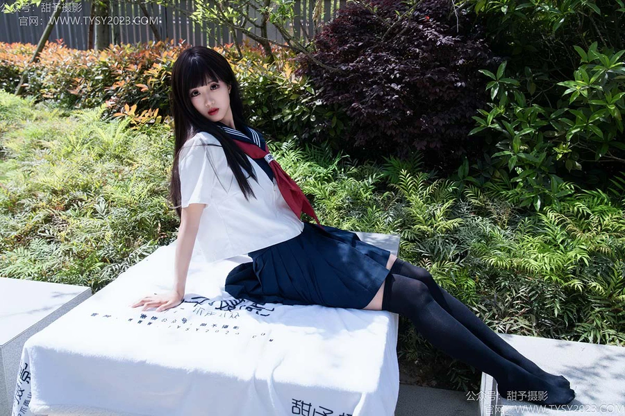 甜予摄影 NO.193 小甜桃-皮鞋、大腿袜、裸足 TYSY甜予摄影-第2张
